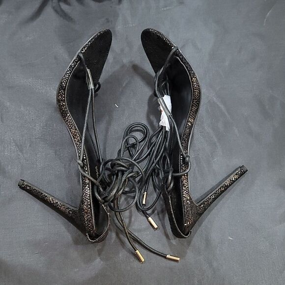 BRAND NEW FASHION NOVA REPTILE SPRINT STRAPPY WRAP LACE-UP HEEL SANDAL - Picture 12 of 15